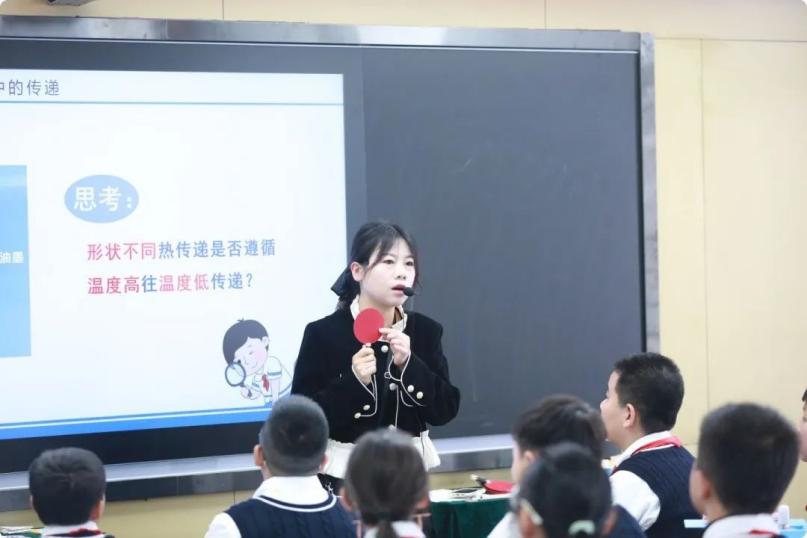 第六届“新城金秋”小学课堂教学研讨会168体育举行(图4)